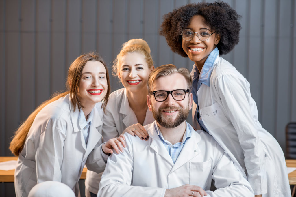 Retrato de um grupo de médicos
